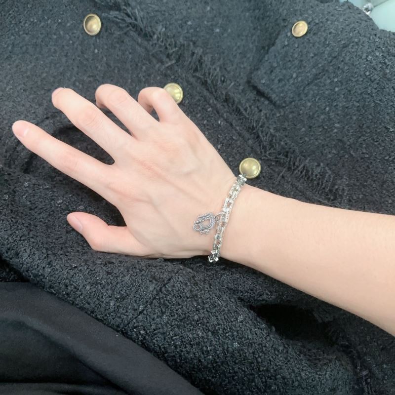 chr1st1an D10r bracelets